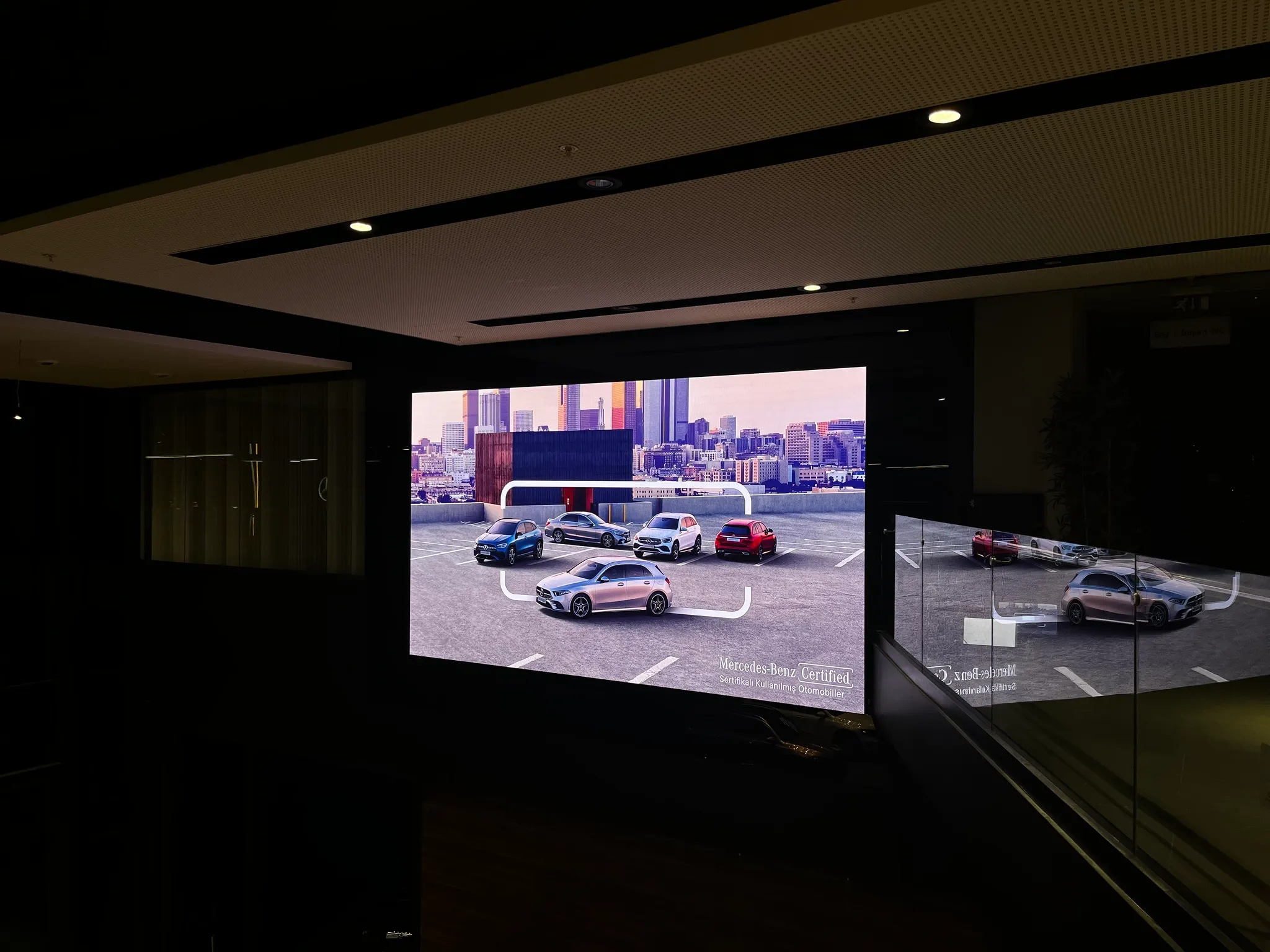 Vadi Istanbul Mercedes Showroom — Image 2